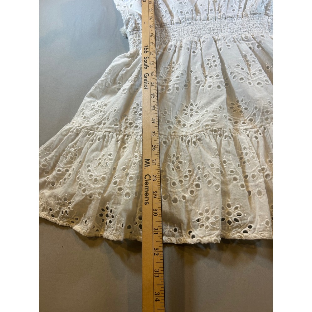 Bell by Alicia Bell White Cotton Eyelet Smocked Mini Dress Tassel Boho Small - Picture 7 of 8